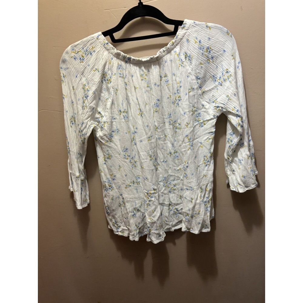 Hippie Rose Bohemian White Sheek With Tie Blouse Size‎ Medium